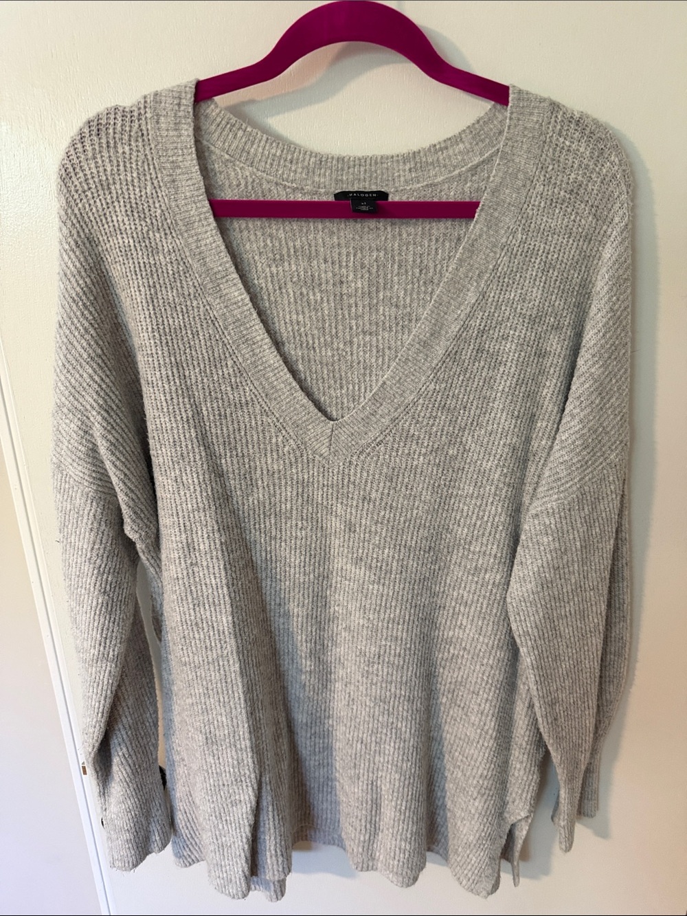 Halogen Light Gray V-Neck Women’s Sweater